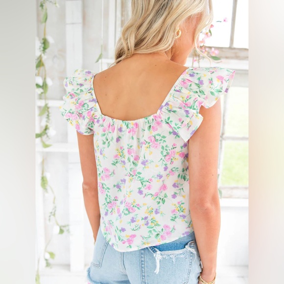 Floral Ruffle Sleeve Top - Picture 2 of 8